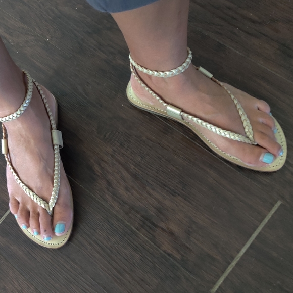 BC, 8.5, Cream colored sandals - Picture 3 of 8